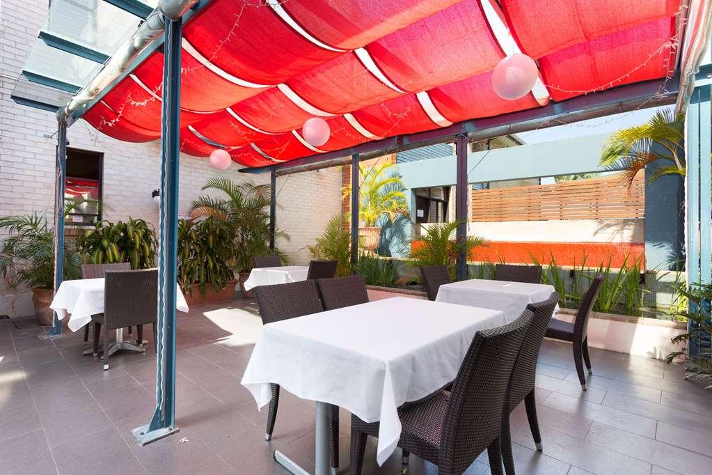 Hotel Ramada By Wyndham Brisbane Windsor Restaurante foto