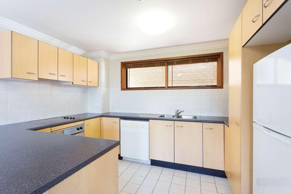 Hotel Ramada By Wyndham Brisbane Windsor Habitación foto