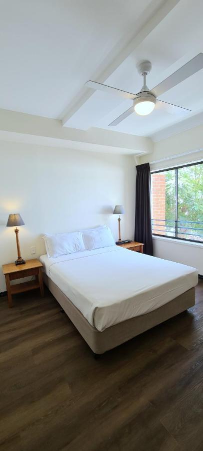Hotel Ramada By Wyndham Brisbane Windsor Exterior foto