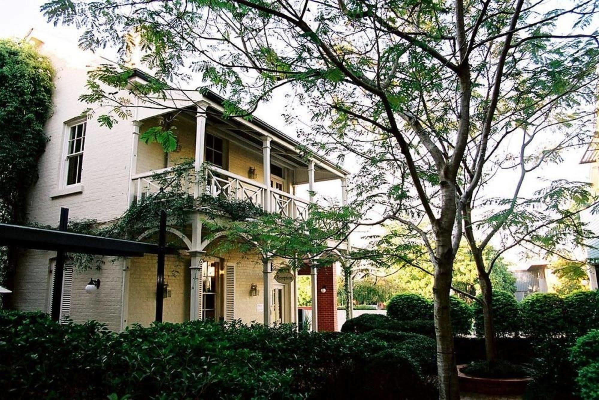 Hotel Ramada By Wyndham Brisbane Windsor Exterior foto